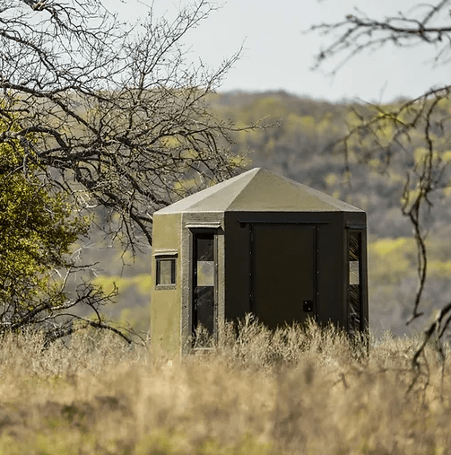 Dillon Gun/Bow Combo Octagon Blind Armadillo Safe and Vault