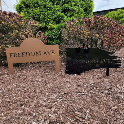 Metal Art of Wisconsin Address Yard Sticker Armadillo Safe and Vault