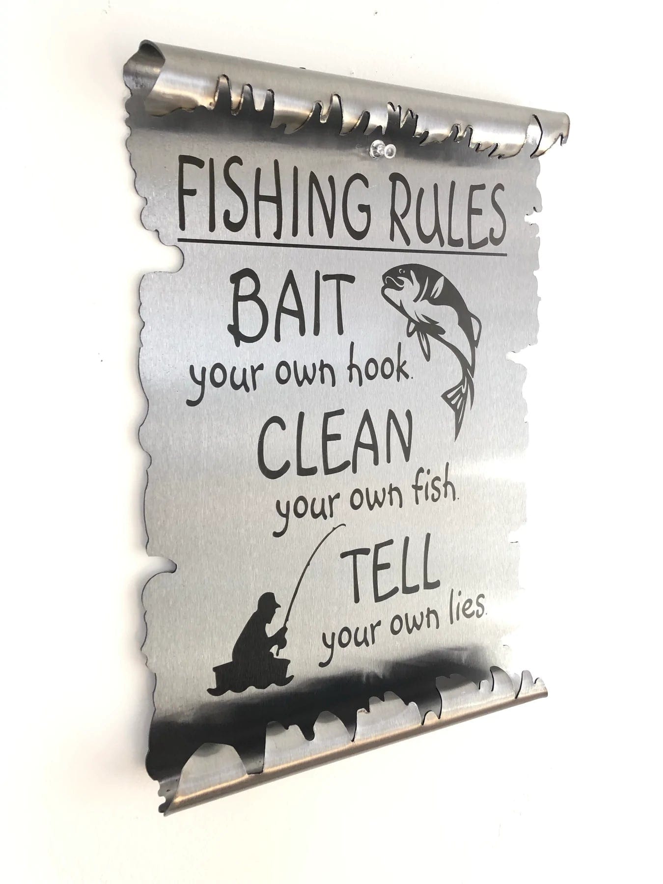 Metal Art of Wisconsin Fishing Rules Metal Scroll Armadillo Safe and Vault
