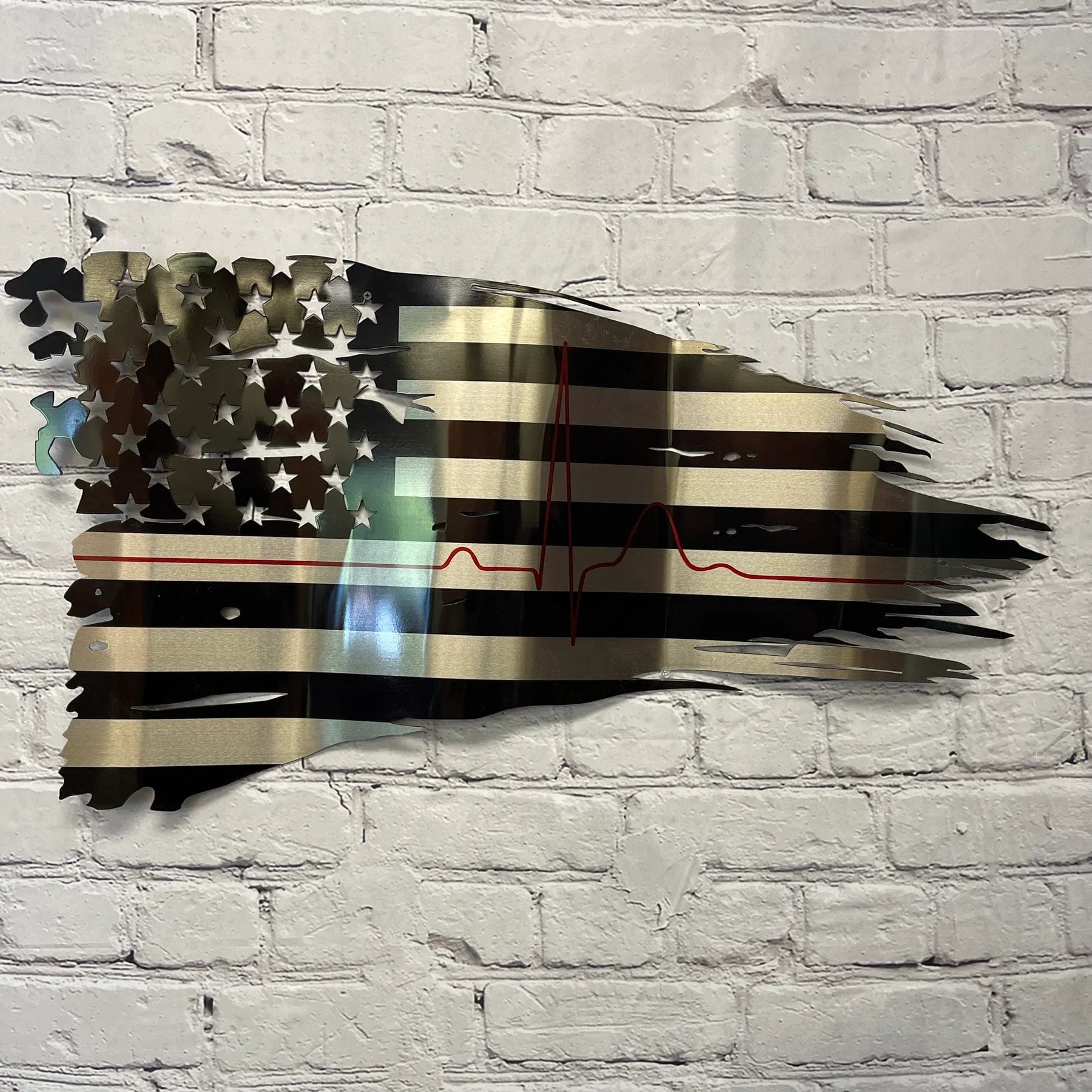 Metal Art of Wisconsin Medical Hero Old Glory with EKG Heart Beats Armadillo Safe and Vault